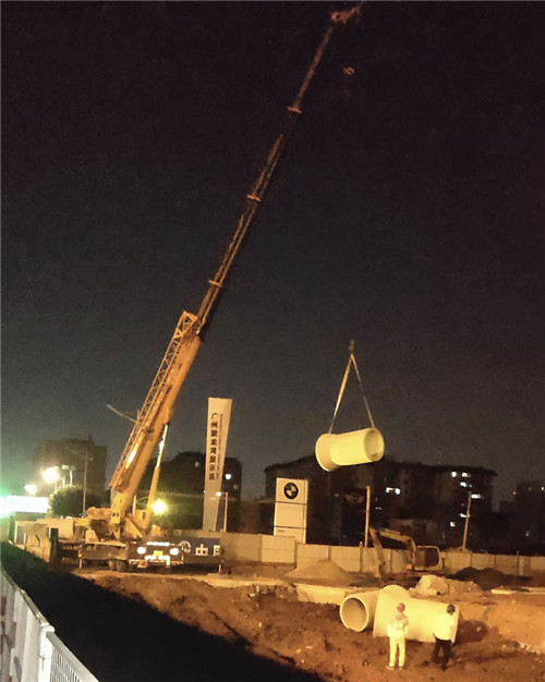 七星区“弯臂矫正”—— 吊车的 “形变补偿” 技术